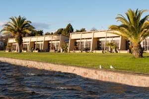 Relax on the shores of Lake Taupō